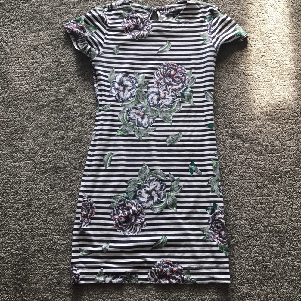 French Connection T-shirt dress